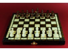 Szachy – królewska gra - szachy;ziarenek;szachownicy;król;worków;królewska;starzec;ciekawostki z szachami;pierwsze szachy;legendy o szachach