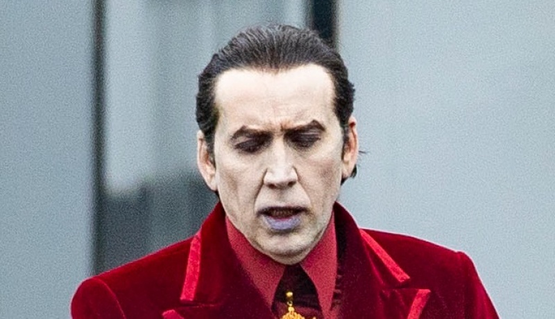 Nicolas Cage jako Dracula (źródło: Twitter)  