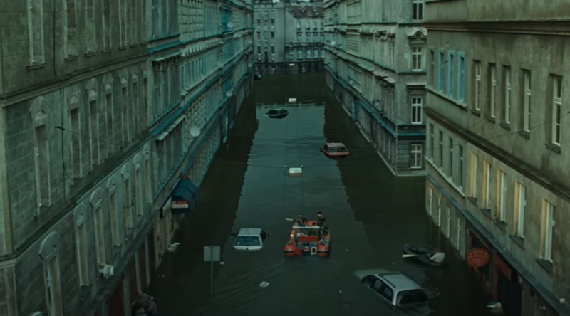 Kadr z serialu "Wielka woda" (youtube.com/screenshot)  