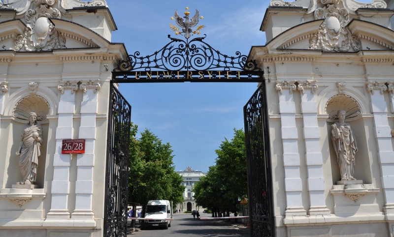 Brama Uniwersytetu Warszawskiego (fot. Radek Gryczka)  