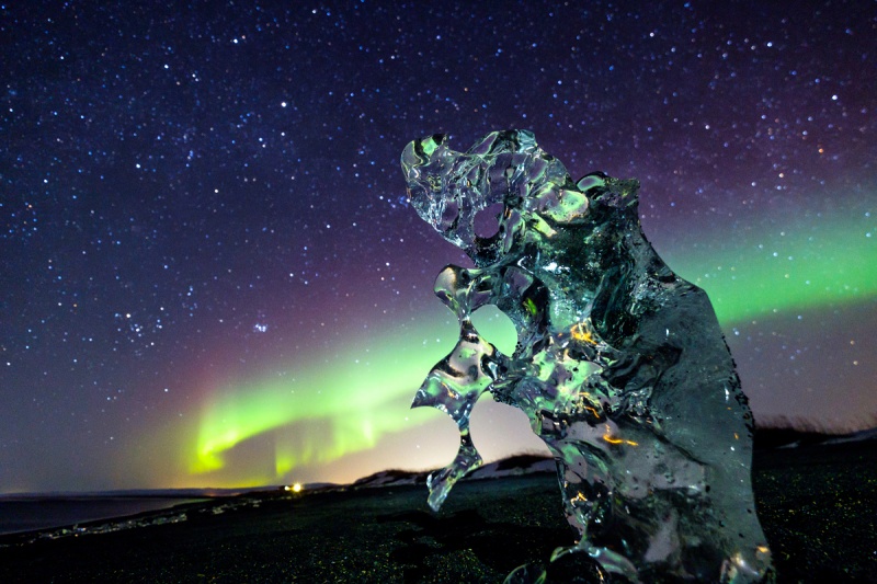 Cuda na Islandii - zorza (fot. Mateusz Piesiak/źródło: mateuszpiesiak.pl)  