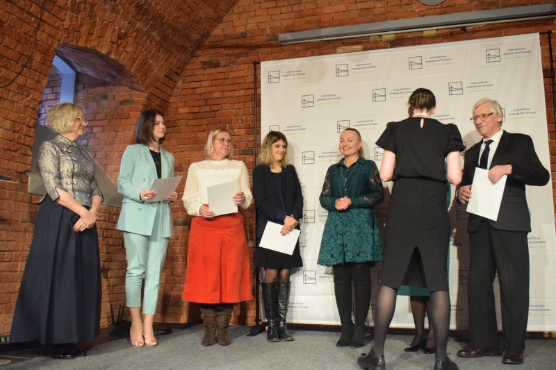 Gala - II Ogólnopolski Konkurs Recytatorski „Budujemy mosty – SŁOWEM” (fot. PJ)  