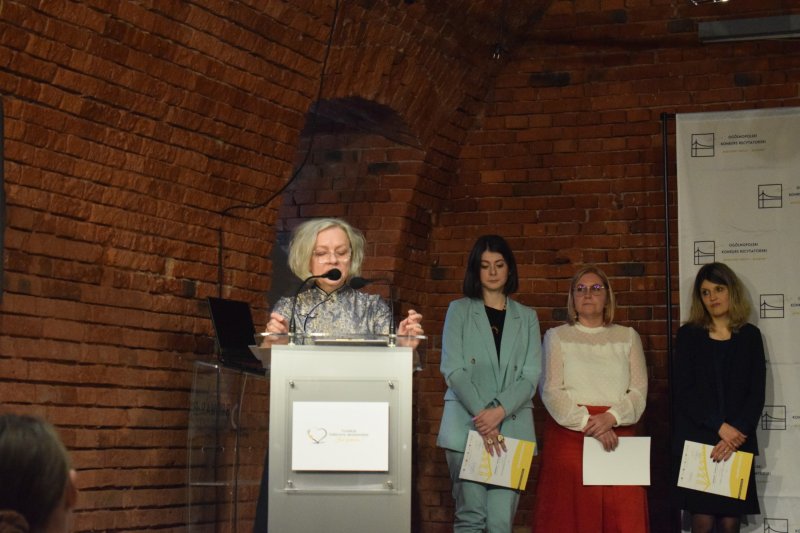 Gala - II Ogólnopolski Konkurs Recytatorski „Budujemy mosty – SŁOWEM” (fot. PJ)  