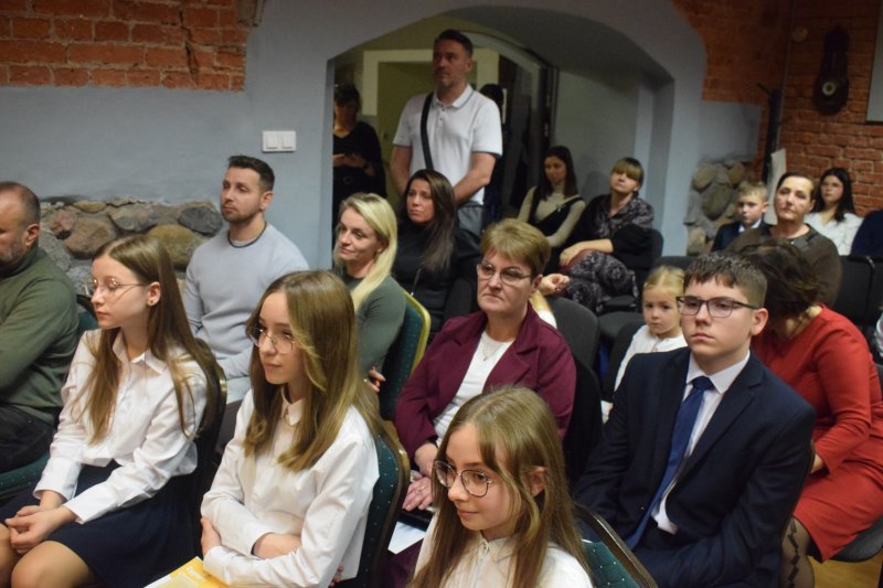 Gala - II Ogólnopolski Konkurs Recytatorski „Budujemy mosty – SŁOWEM” (fot. PJ)  