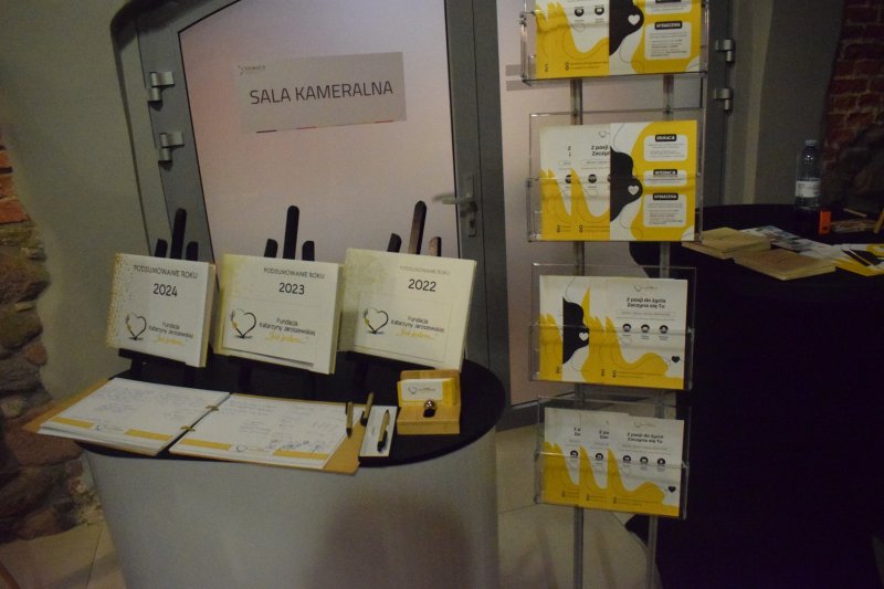 Gala - II Ogólnopolski Konkurs Recytatorski „Budujemy mosty – SŁOWEM” (fot. PJ)  