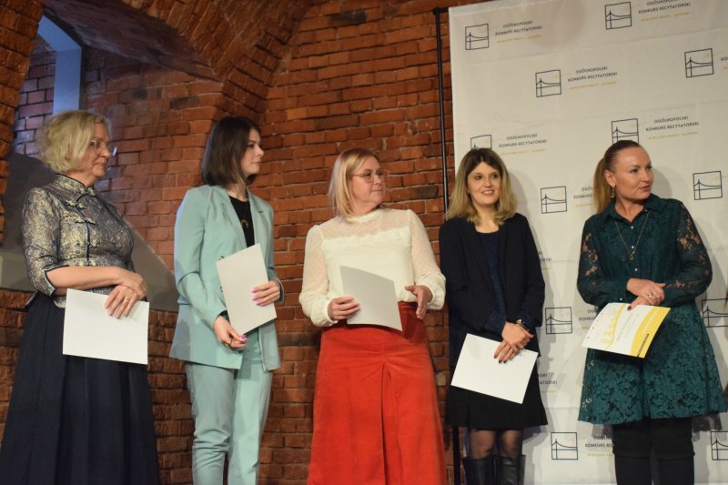 Gala - II Ogólnopolski Konkurs Recytatorski „Budujemy mosty – SŁOWEM” (fot. PJ)  