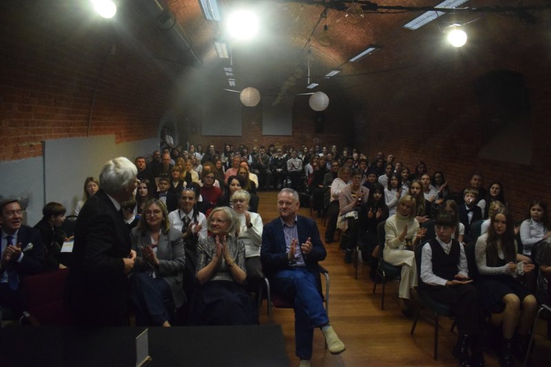 Gala - II Ogólnopolski Konkurs Recytatorski „Budujemy mosty – SŁOWEM” (fot. PJ)  