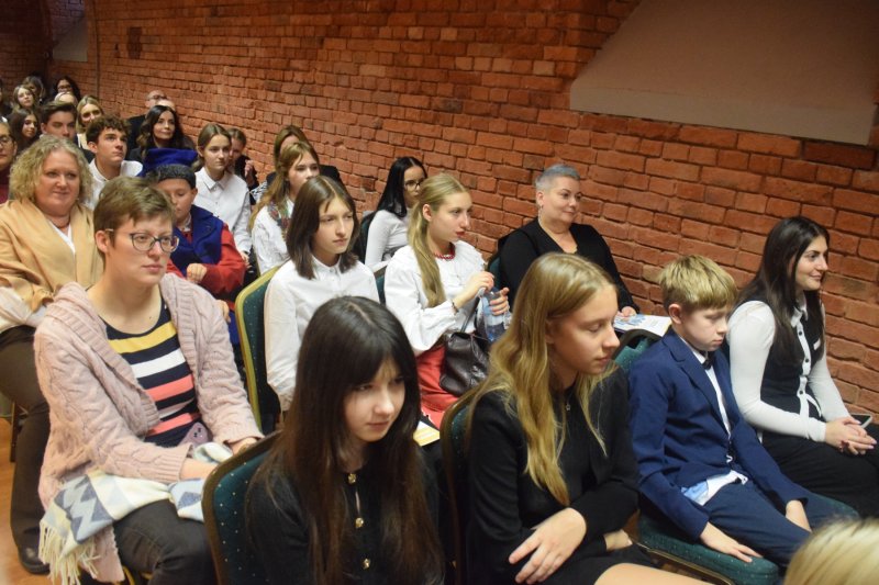 Gala - II Ogólnopolski Konkurs Recytatorski „Budujemy mosty – SŁOWEM” (fot. PJ)  