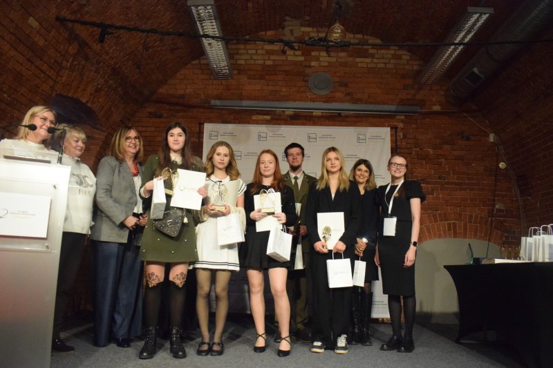 Gala - II Ogólnopolski Konkurs Recytatorski „Budujemy mosty – SŁOWEM” (fot. PJ)  