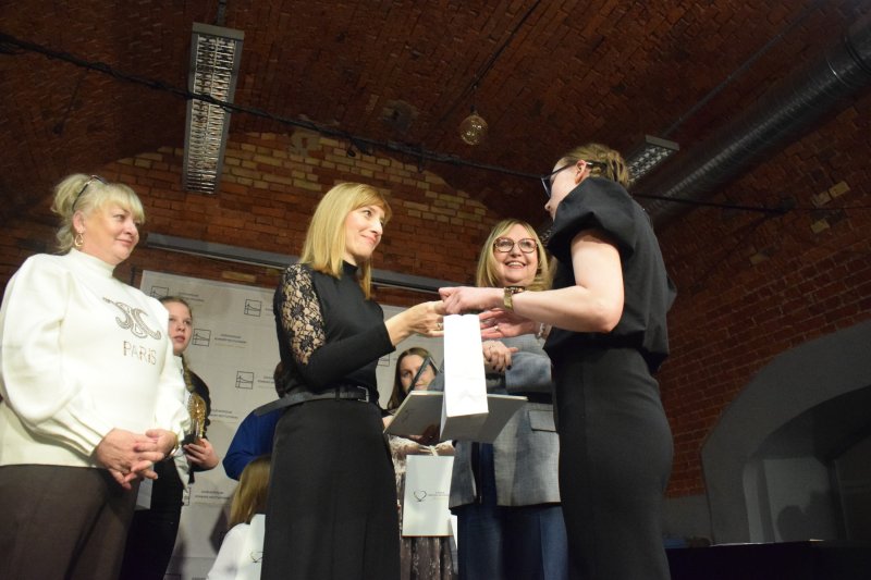 Gala - II Ogólnopolski Konkurs Recytatorski „Budujemy mosty – SŁOWEM” (fot. PJ)  