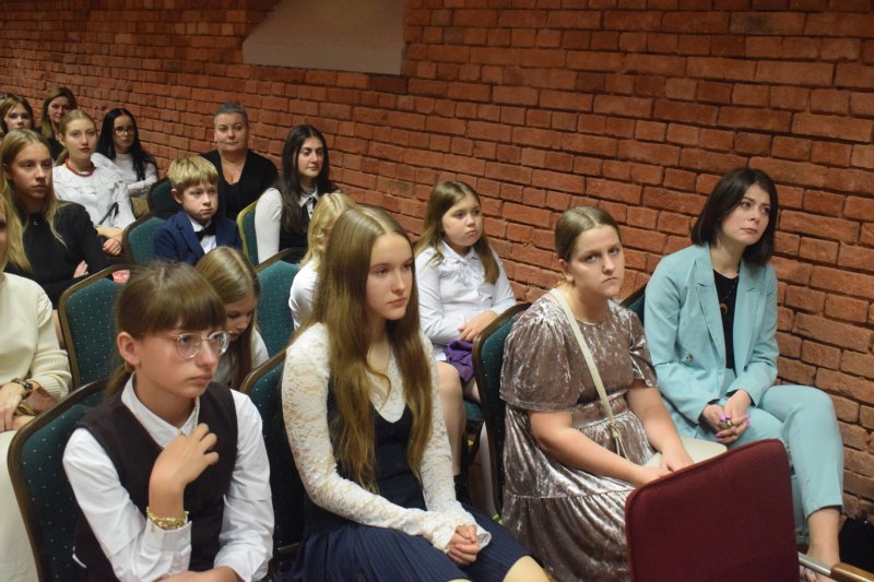 Gala - II Ogólnopolski Konkurs Recytatorski „Budujemy mosty – SŁOWEM” (fot. PJ)  