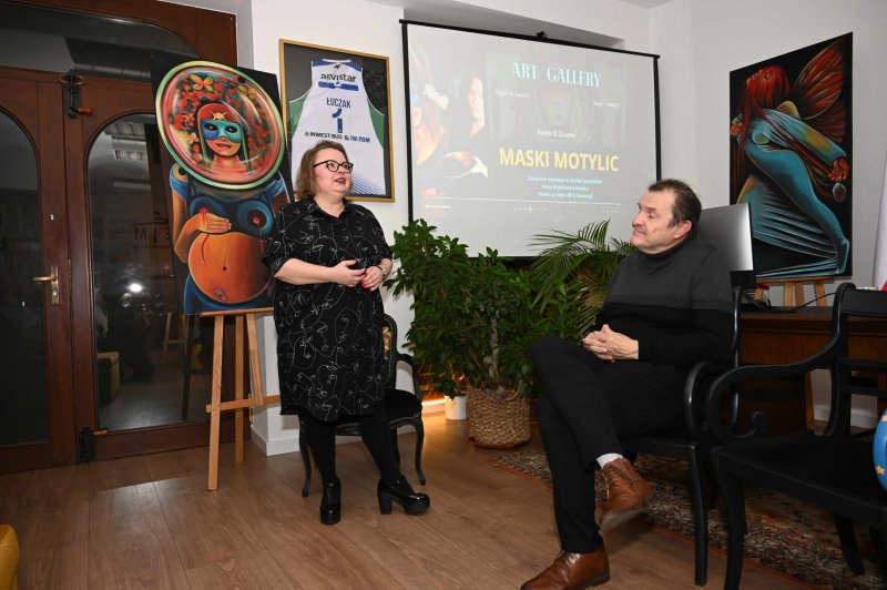 Wernisaż Anety B. Szamel (fot. Oliwia  Nowak)  