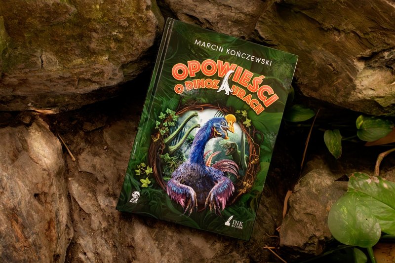 Książka "Opowieści o dinozaurach" (materiały promocyjne)  