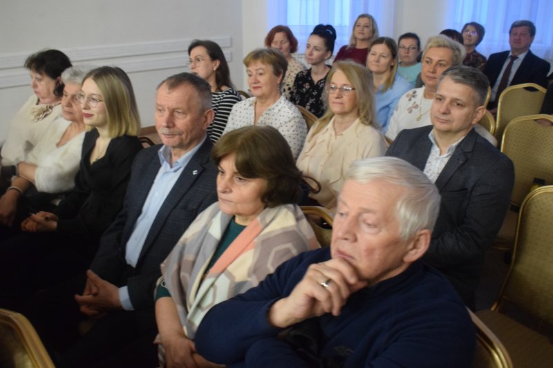 Spotkanie autorskie z Martą Mirowską - zasłuchani goście (fot. PJ)  