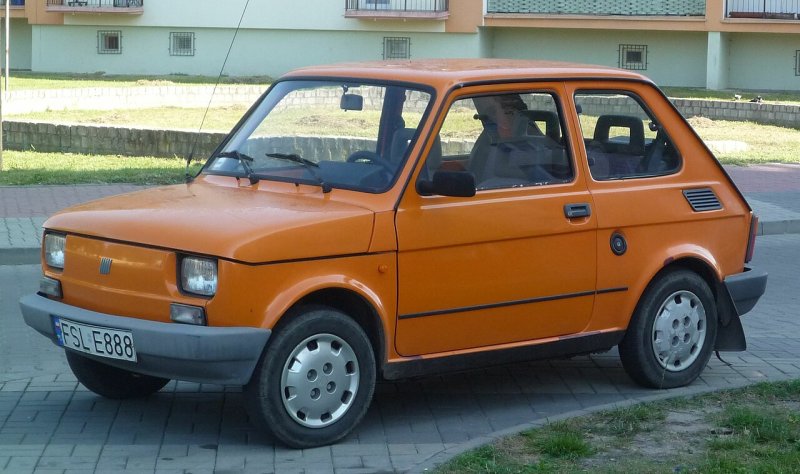 Dla porównania Fiat 126p (fot. wikimedia.org)  