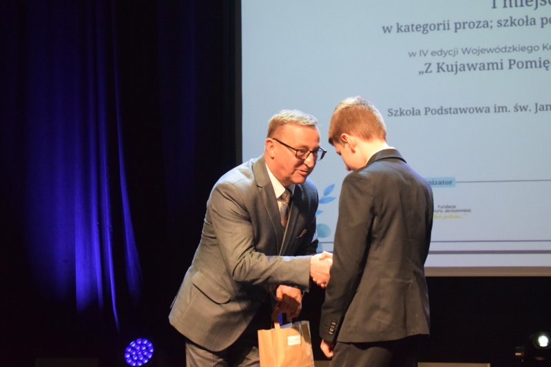 Gala IV Wojewódzkiego Konkursu Literackiego „Z Kujawami Pomiędzy Słowami” (fot. PJ)  