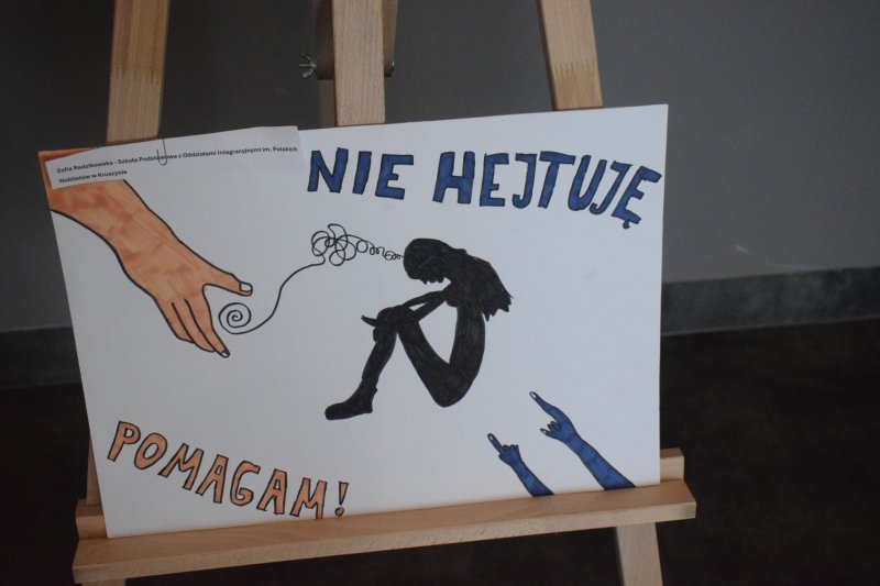 "Cisza Nienawiści Nigdy hejt! Zawsze heart!" - prace konkursowe (fot. PJ)  