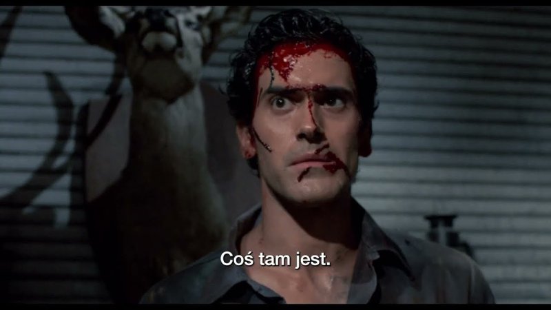 Ash, czyli Bruce Campbell (kadr z ze zwiastuna filmu "Martwe zło 2")  