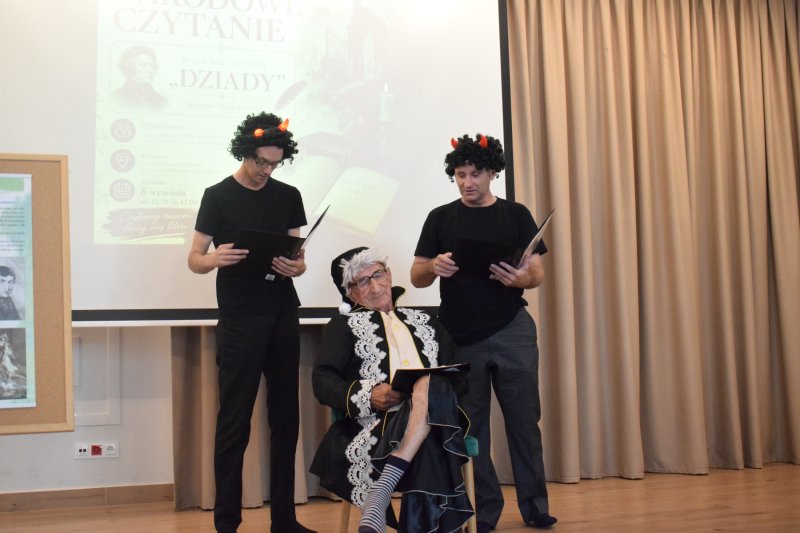Narodowe Czytanie "Dziadów" w Baruchowie (fot. PJ)  