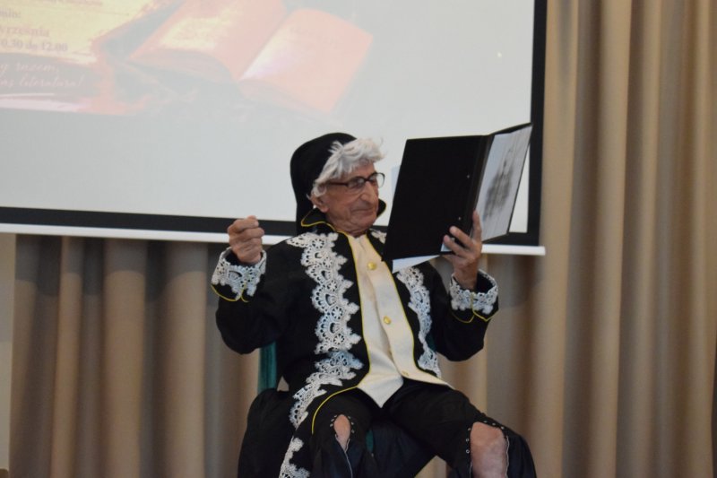 Narodowe Czytanie "Dziadów" w Baruchowie - sen senatora (fot. PJ)  