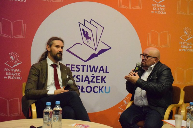 IV Festiwal Książek w Płocku - dzień drugi - z Rakiem rozmawiał Jerzy Misiurski (fot. PJ)  