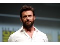 Hugh Jackman - cygaro, szpony i błysk w oku - Hugh Jackman;aktor;Australijczyk;talent;X-Men;Wolverine;komiks;role;mięśnie;Van Helsing;Labirynt;Nędznicy;nominacja do Oscara